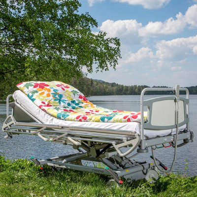 Моющаяся функциональная кровать Lojer Carena Моющаяся функциональная кровать Lojer Carena