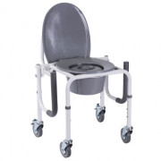 Стул-туалет с откидным подлокотником на колесах