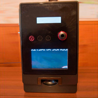 Вендинговый автомат-алкотестер для баров, ресторанов, кафе AlcoScan AL 4000 Вендинговый автомат-алкотестер для баров, ресторанов, кафе AlcoScan AL 4000